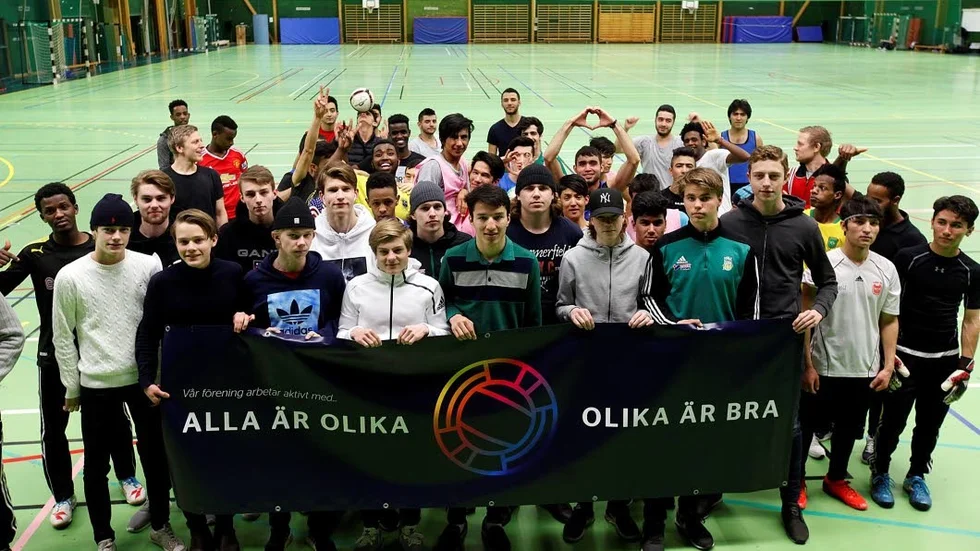 Förra året. Så här såg det ut vid ett träningstillfälle i Idrottshuset under 2016 där ESK:s U19-lag deltog tillsammans med spelare från öppen fotboll.