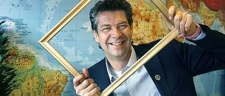 Han håller sig inom ramarna