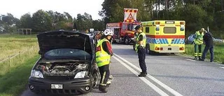 Fyra skadade söder om Uppsala