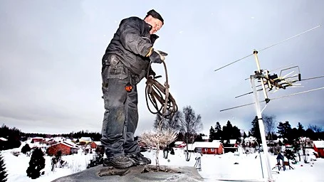 Jan Löfgren är skorstensfejarmästare i Tierp.