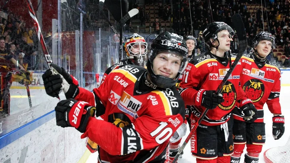 Luleås lag mot Växjö.