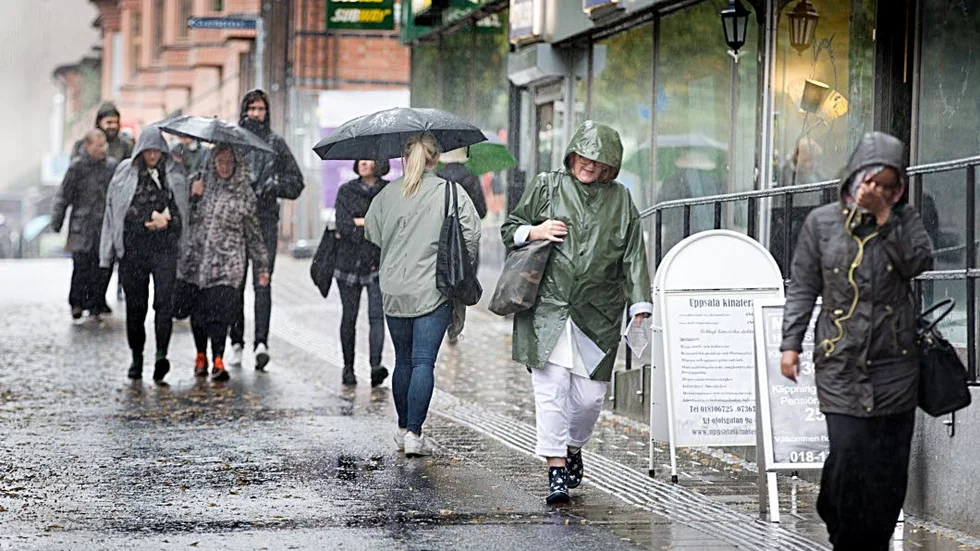 Uppsalaborna kan räkna med regnskurar under veckan.