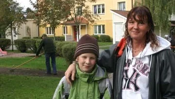 Maria Nilsson och sonen Rasmus hoppas på en lösning.