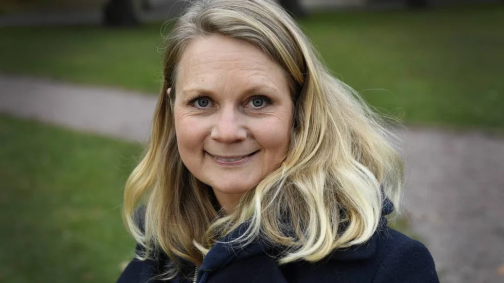 Moa Herngren har skrivit en skicklig roman, skriver Åsa Christoffersson.