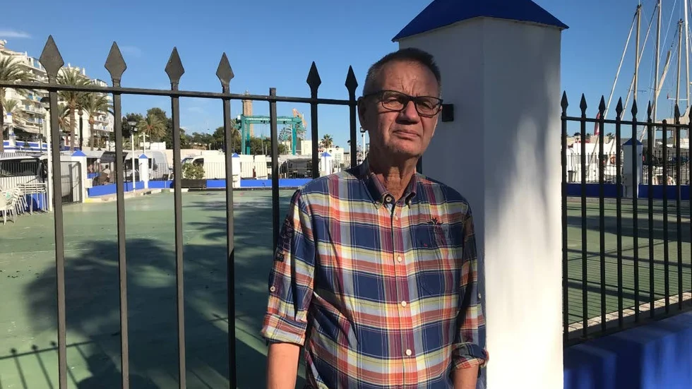 Varnar. Pär Stark driver Stångebro Revisionsbyrå AB och fick under fredagen ett bluffbrev som man kan bli tvingad till att betala närmare 13 000 kronor om man skriver på.