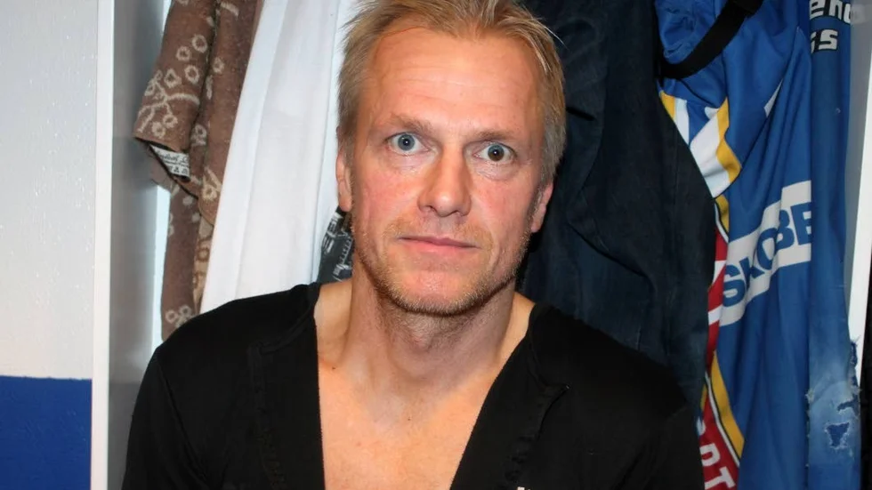 Patrik Spångberg är imponerad av de unga spelarna i IFK Motala. "Jättekul att se vårt spel och hur vi gör ett djävulskt jobb i defensiven."