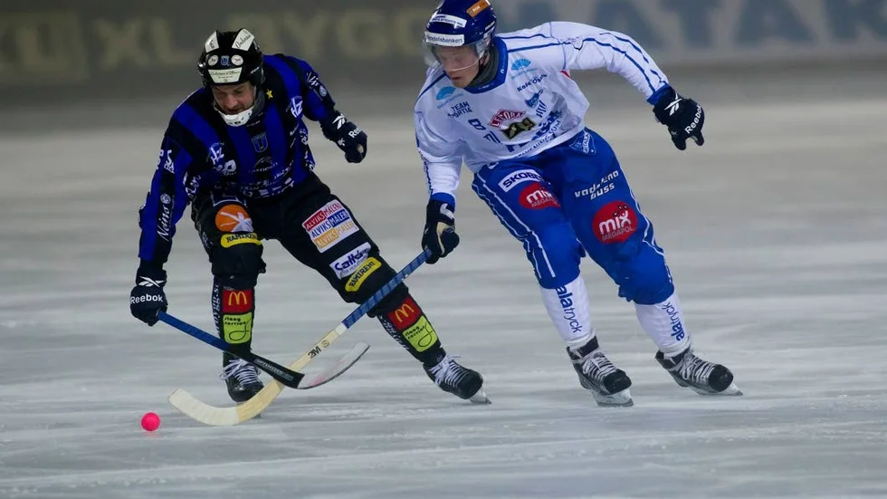 PASS. Jakob Edberg passade till Philip Floréns 1-1-mål i första halvlek. Men IFK Motala förlorade på Sävstaås i Bollnäs.