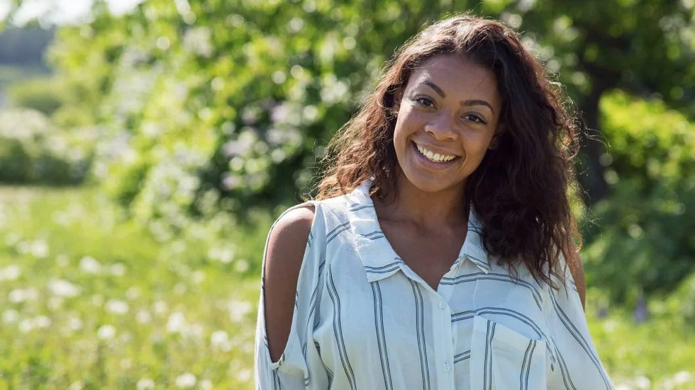 Mollie Minott skriver om att växa upp med prestationsångest och kontrollbehov. "Det känns viktigt och jag vill dela med mig av min historia", säger hon.