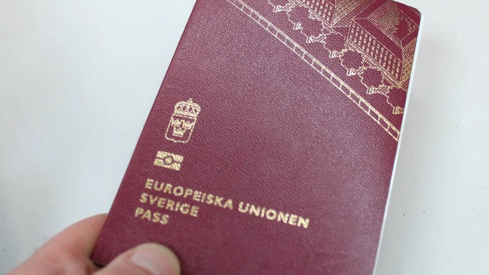 Rättighet. Att inskränka möjligheten att resa är en långtgående åtgärd.