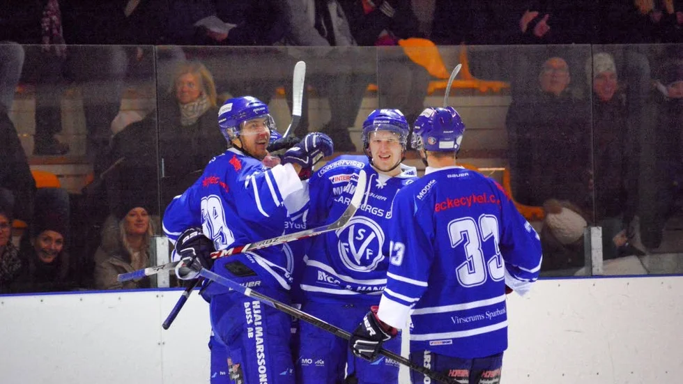 Jim Nordh fick fira nya mål i seriefinalen mot Lenhovda, som Virserum vann.