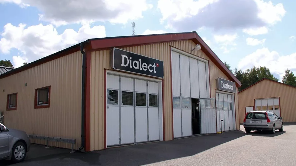 Dialect i Mjölby berös inte av konkursen.