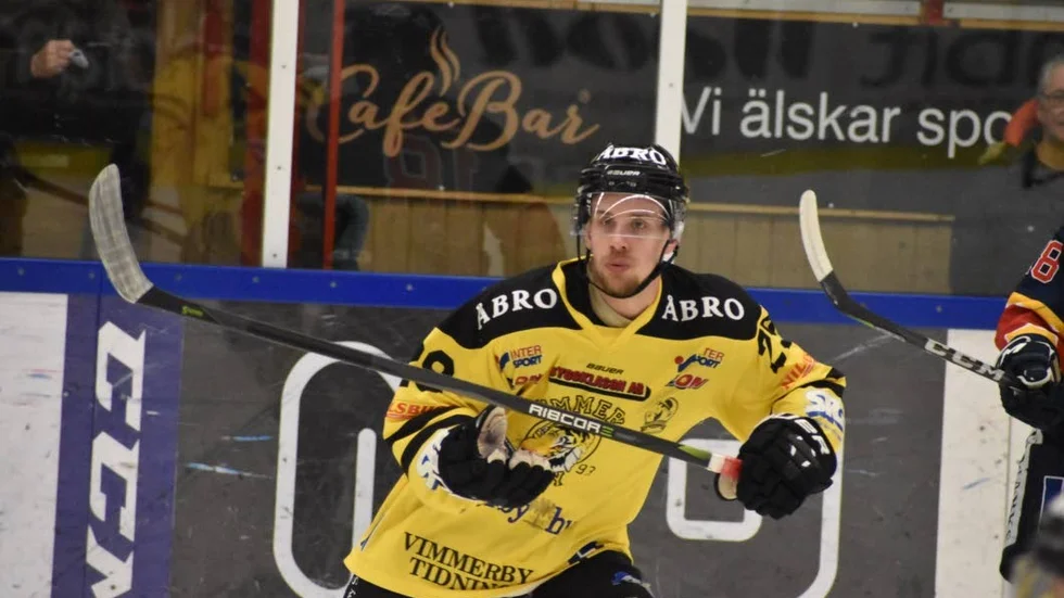Det blev förlust för Alexander Henriksson i sin första match för VH.