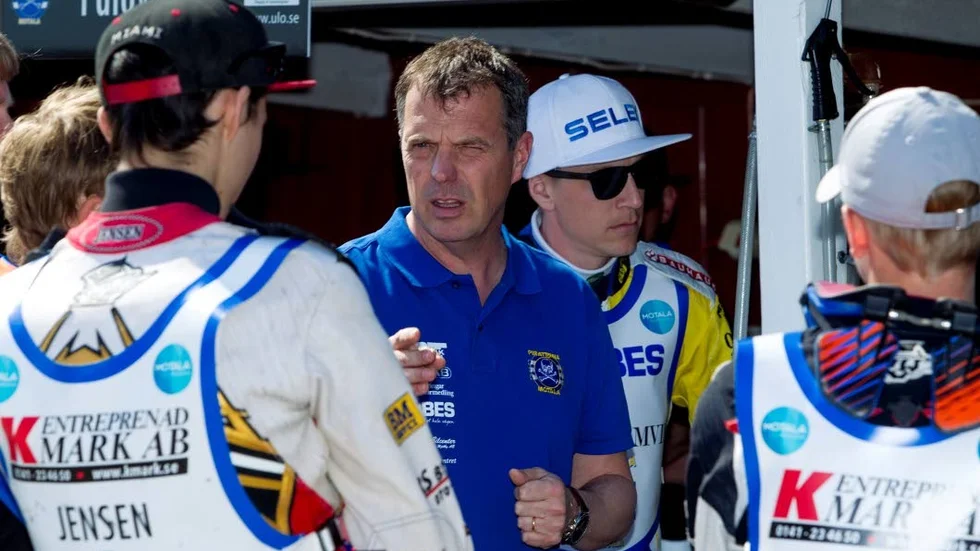 Fredrik Staaf, Piraternas lagledare, gillar inte att sista omgången i allsvenskan är utspridd på flera dagar.