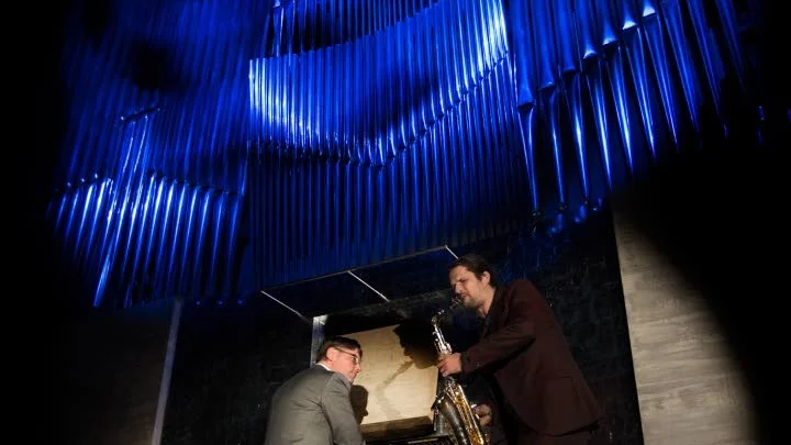 Markus Wargh på orgel och Carl-Henrik Fernandi på saxofon.