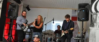 Läkarens band spelar på Stadsfestivalen