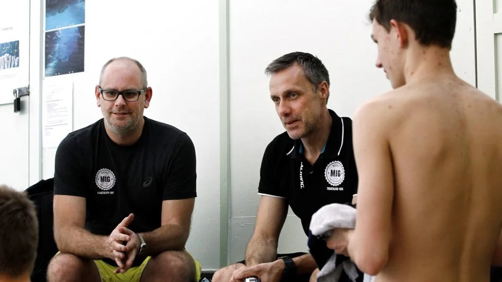 Marcus Wernström och Joachim Willén, lärare vid triathlongymnasiet i Motala. De märker av att det blir svårare att rekrytera elever.