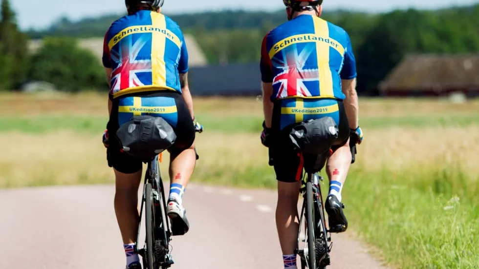 De lär ju synas på vägarna i Storbritannien. Det gäller bara att de kommer ihåg att cykla på rätt sida vägen.