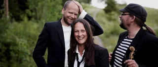 Världskända folkmusiker till Slaka