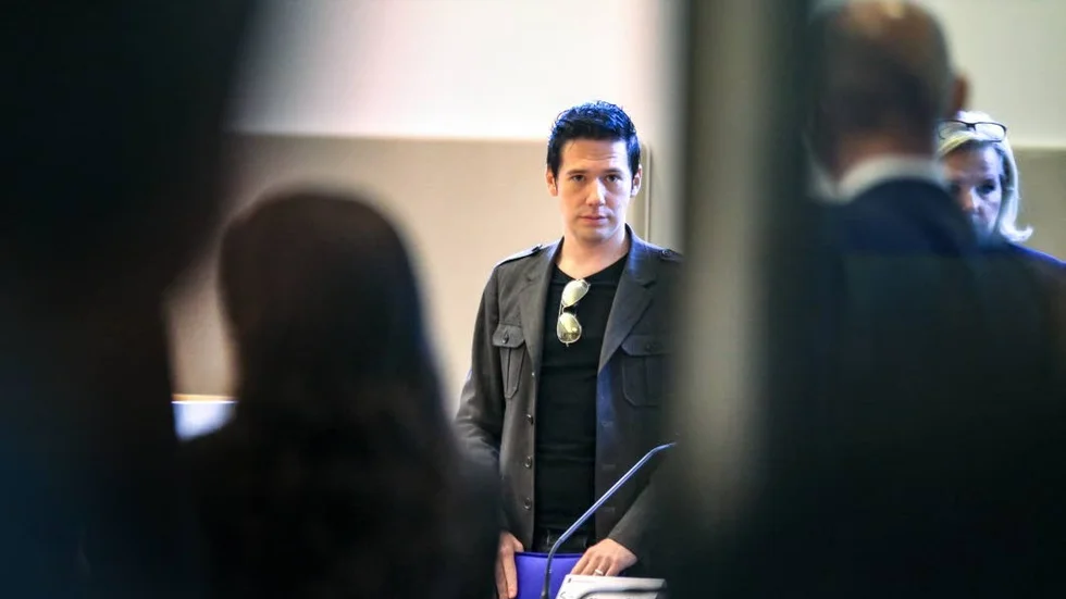 Bandledaren Tobias Forge i rättssalen i Linköpings tingsrätt.