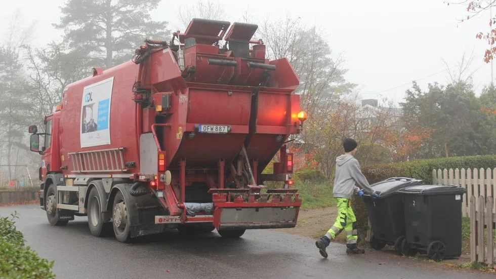 Nu ska det nya sopsorteringssystemet implementeras även i kommunens egna verksamheter.