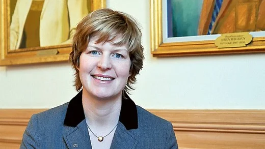 Karin Granbom Ellison tycker att det är glädjande om familjer kan ta emot ensamkommande barn.