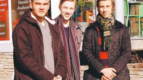 Simon Ålstam, Erik Björkberger och Herman Johansson driver ett UF -företag som är återförsäljare av närproducerade ekologiska varor.