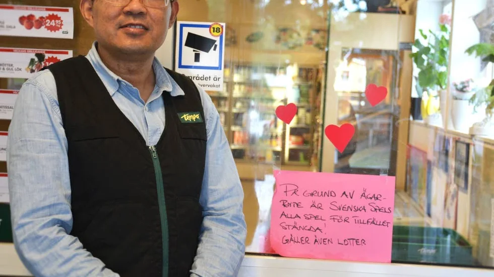 Henry Han, butiksägare i Tuna, hoppas kunna bli ombud för Svenska Spel i slutet av augusti igen.