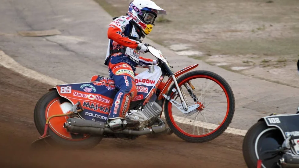 Emil Sayfutdinov.