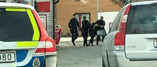 Skickade tre polispatruller – efter överfallslarm