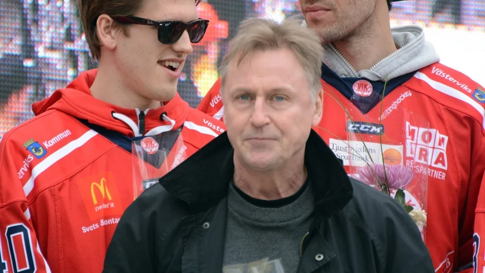 Tomas Lind fortsätter som sportchef i Västerviks IK.