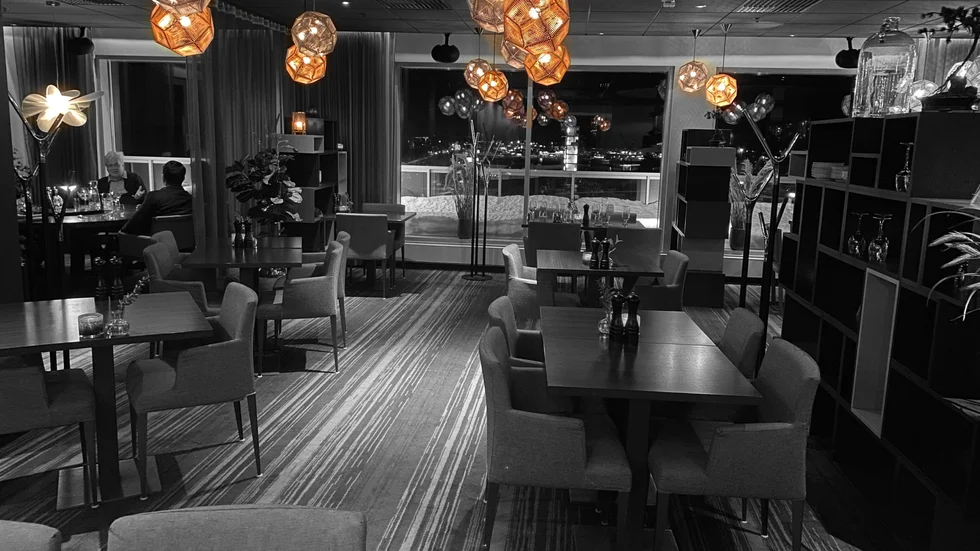 Med restaurangen högst upp, bar och fönster åt alla håll har Clarions blivit en samlingspunkt för Luleåborna sedan öppningen.