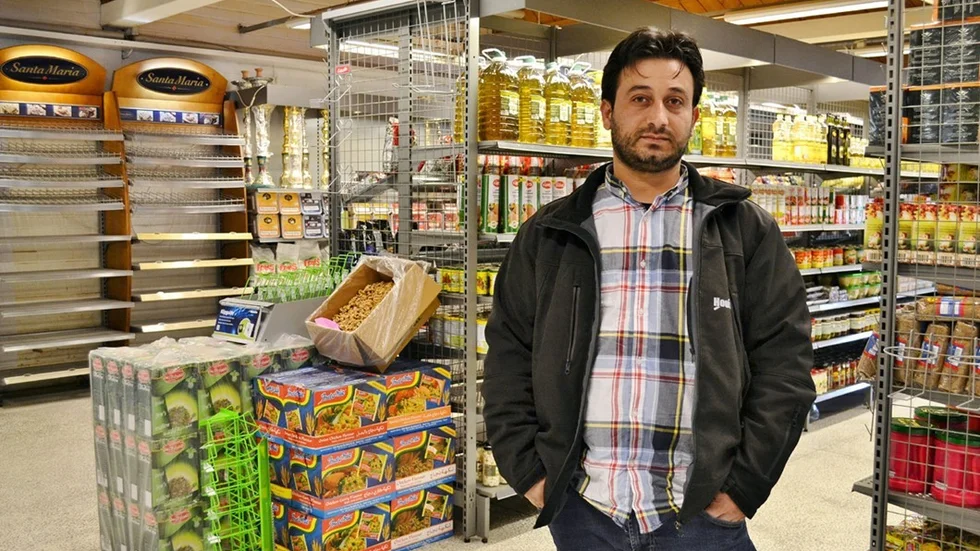 Den nya matbutiken Lamar Livs ägs av Ahmed Saied. Foto: Eva Harrysson
