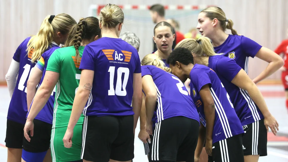 Dalhem IF:s A-lag inledde med storseger mot Hangvar B.