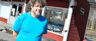 Hans Brettschneider överfallen och misshandlad
