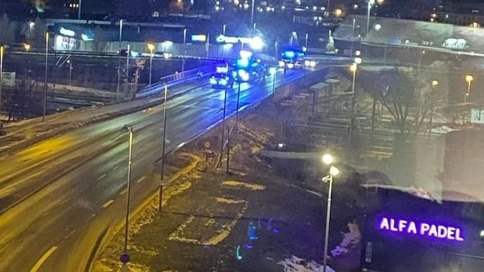Två bilar kolliderade i höjd med Tornet i Linköping.