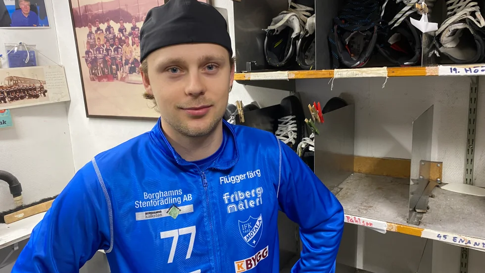 IFK Motalas spelare Viktor Hulthammar ser fram emot annandagsfesten hemma mot Rättvik. Här inför juldagens träning.