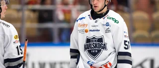 VIK bekräftar lånet av konkurrentens back