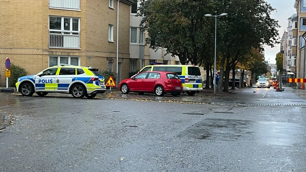Polisen var på plats på Sandgatan för någon typ av arbete vid 17-tiden på fredagen.