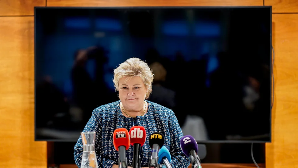 Erna Solberg under en pressträff på fredagen.
