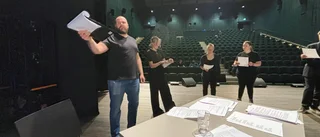 Nyårsrevyn i Kiruna med smak av tragikomik