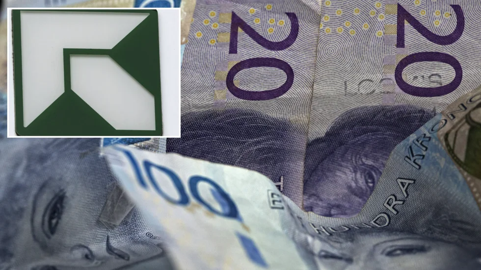 En kvinna från Eskilstuna bodde utomlands samtidigt som hon tog emot ersättning från Försäkringskassan – nu ska hon betala tillbaka drygt 155 000 kronor.