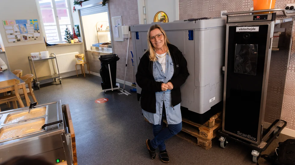 ”Man gillar läget och gör det bästa av det”, säger Anne Sontag Haataja, biträdande rektor på Västerhejde skola intill vattentanken som ännu inte blivit påfylld.
