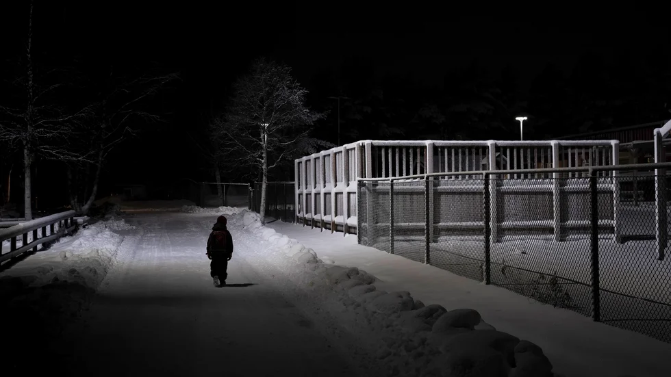 "Vem vinner på att barnen som går till skolan inte lär sig tillräckligt mycket?", skriver Gert Frost.