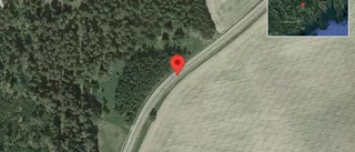Stopp på väg 223 på grund av trafikolycka med flera fordon