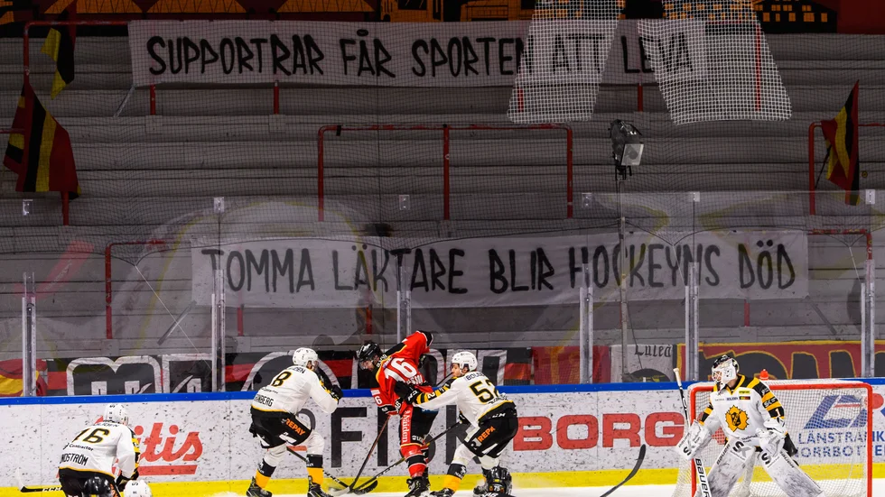 När Luleå Hockey mötte Skellefteå i sista omgången i mars var det tomt på läktarna. 