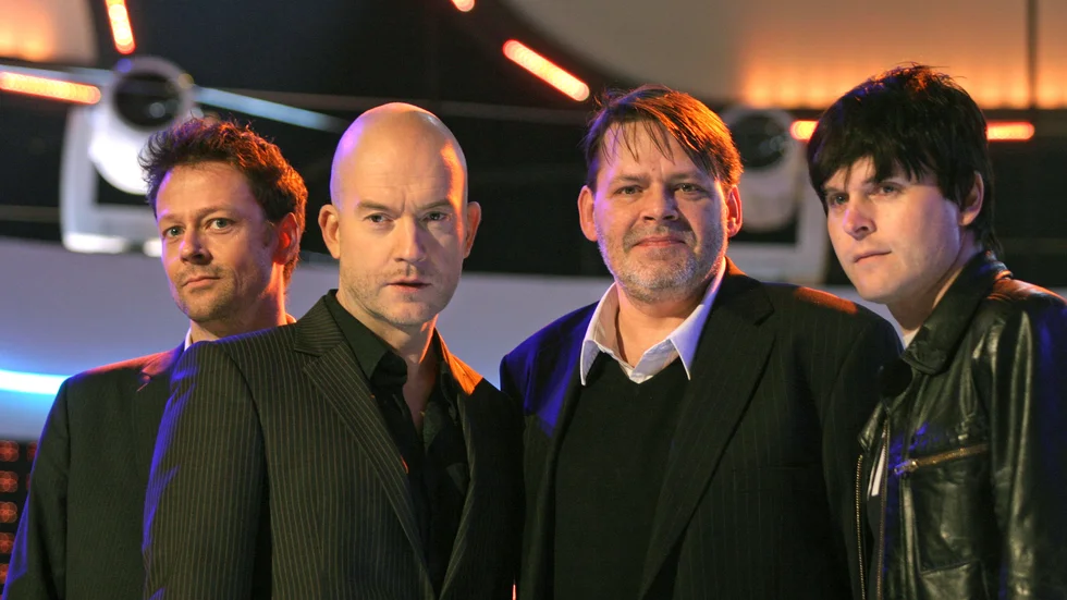 Tom Wolgers (i mitten, bredvid sångaren Johan Kinde) var en del av bandet Lustans Lakejer, här på en arkivbild från Melodifestivalen 2007.