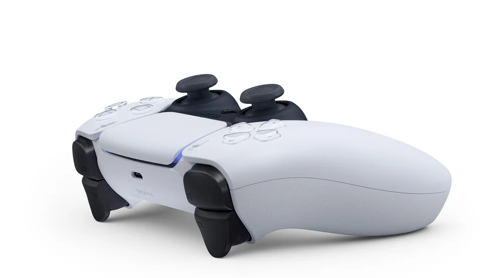 Handkontrollen till Playstation 5. Pressbild.