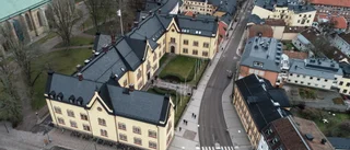 Rapporten visar: Säkerhetschefen gjorde stora inköp av sina bekanta