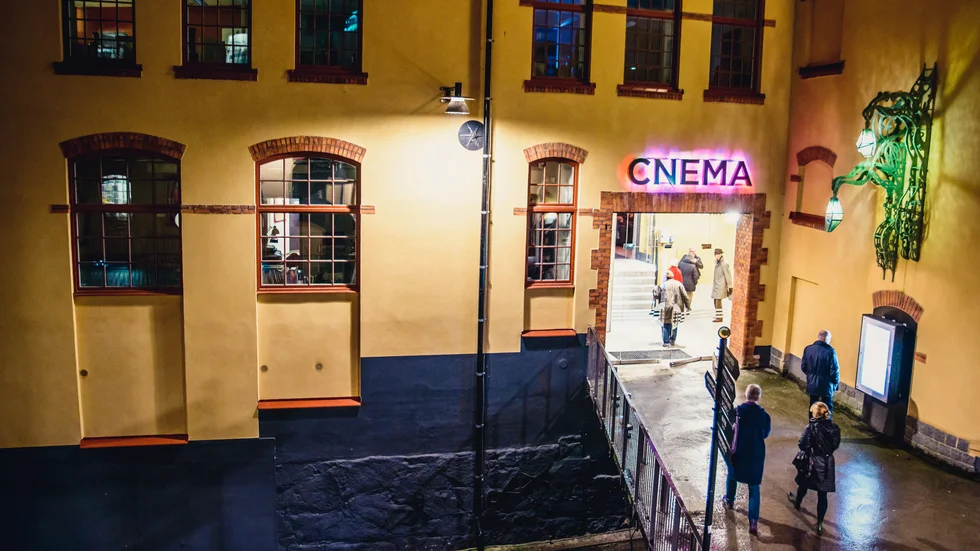 Ny projektor och kommande laserfestival på Cnema.