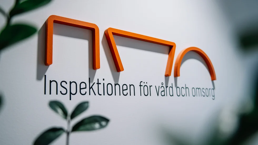 Inspektionen för vård och omsorg återkallar HVB-hemmets tillstånd att bedriva verksamhet med HVB.